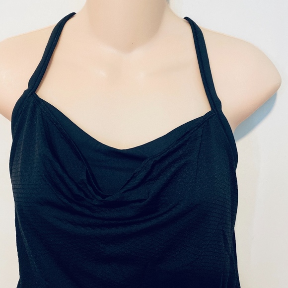 NWT Lululemon CYB Black Tank Bra Top Sz 4 - Picture 4 of 8